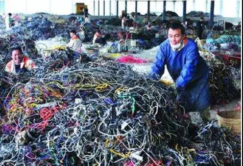 一个废品回收人的自白：我就是收废品的，怎么了？