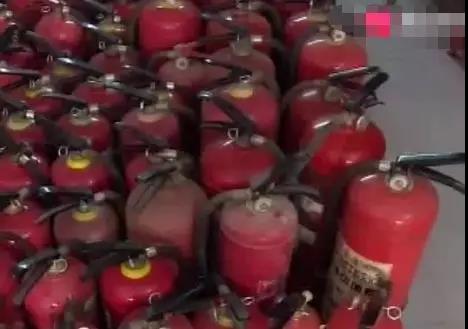 废品回收站突发爆炸，导致一女子身亡！这种爆炸物很多废品站都有！